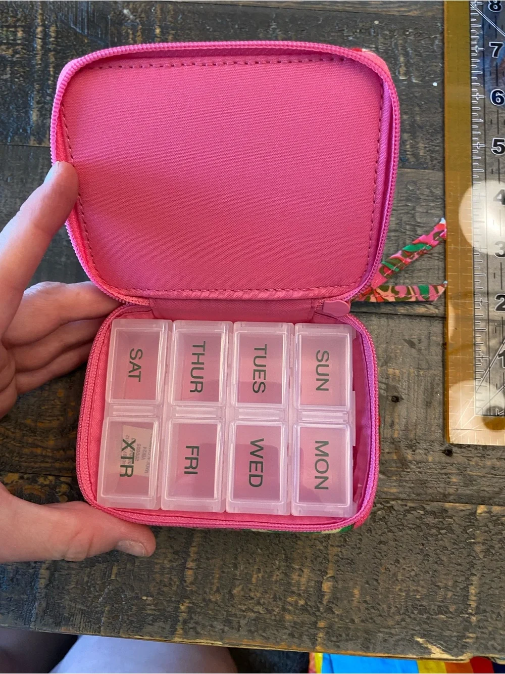 Vera Bradley Capri Pink Pill Box - Picture 3 of 5